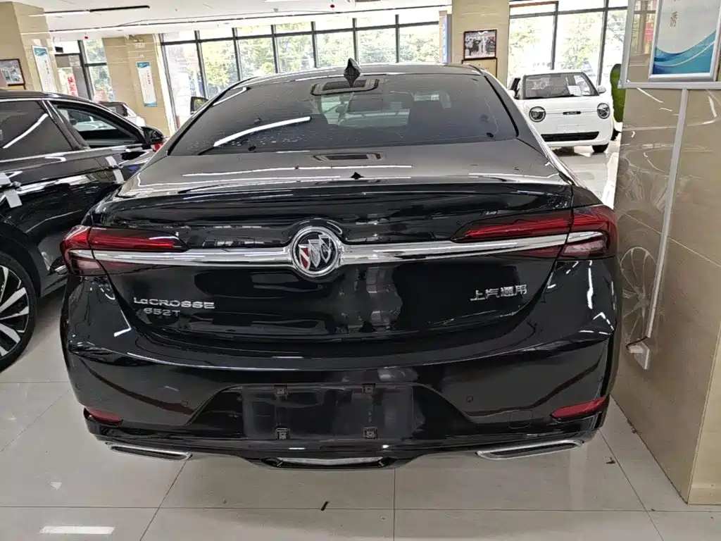 Buick LaCrosse — миниатюра 6