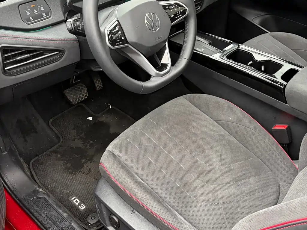 Volkswagen ID.3 — миниатюра 4