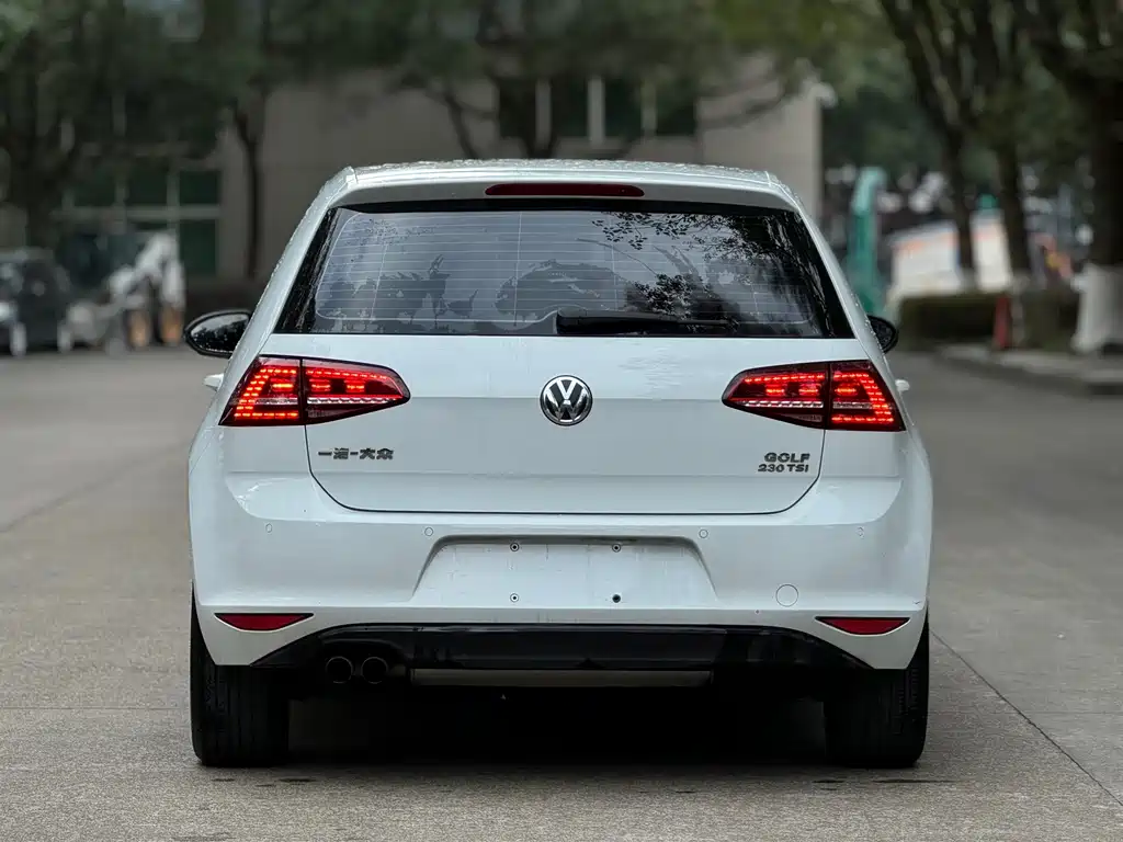 Volkswagen Golf — миниатюра 4