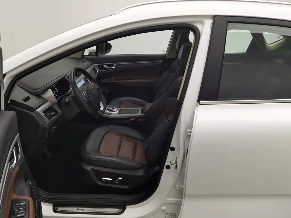 Geely Emgrand GS — миниатюра 10