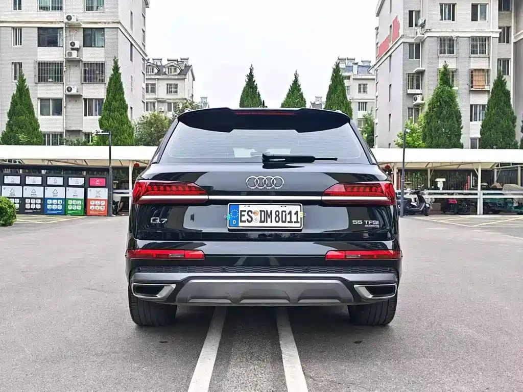 Audi Q7 2021 55 TFSI quattro S line Sport