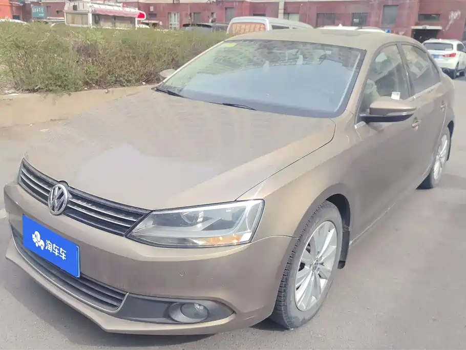 Volkswagen Sagitar 2014