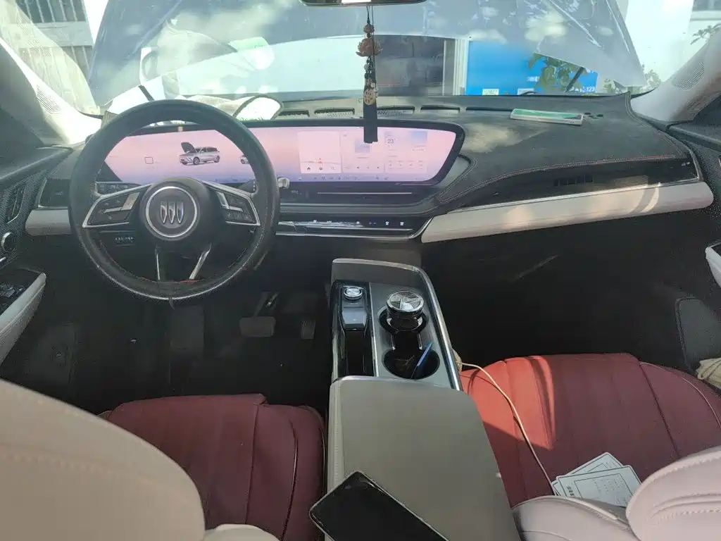 Buick E5 — миниатюра 13