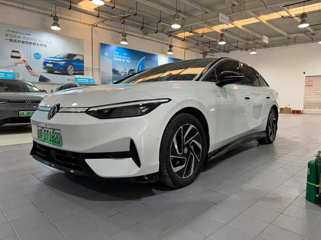 VOLKSWAGEN ID.7 VIZZION