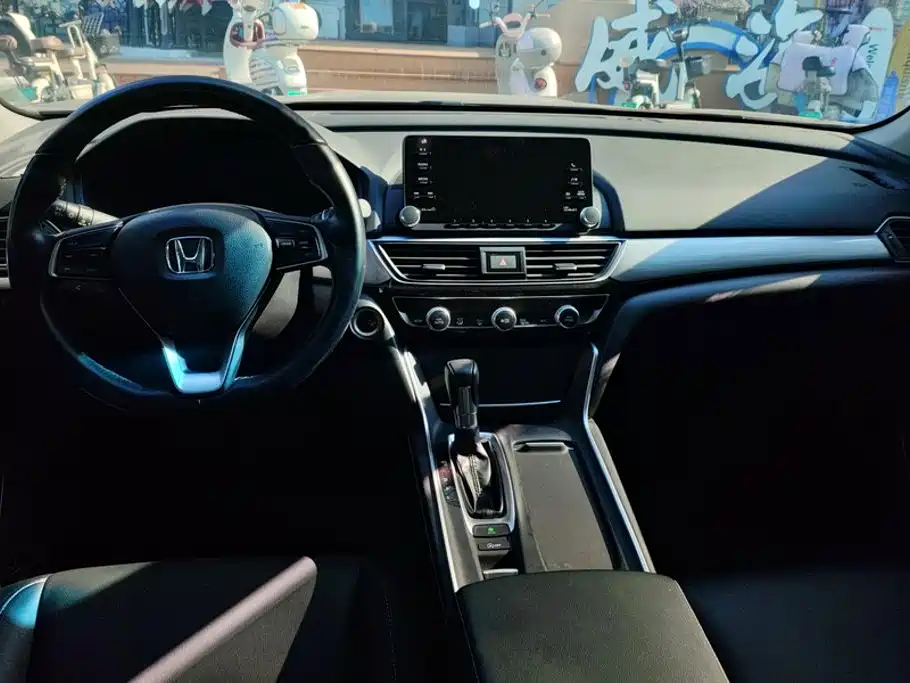Honda Inspire — миниатюра 12