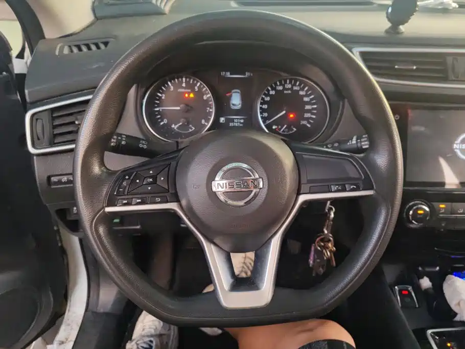 Nissan Qashqai — миниатюра 15