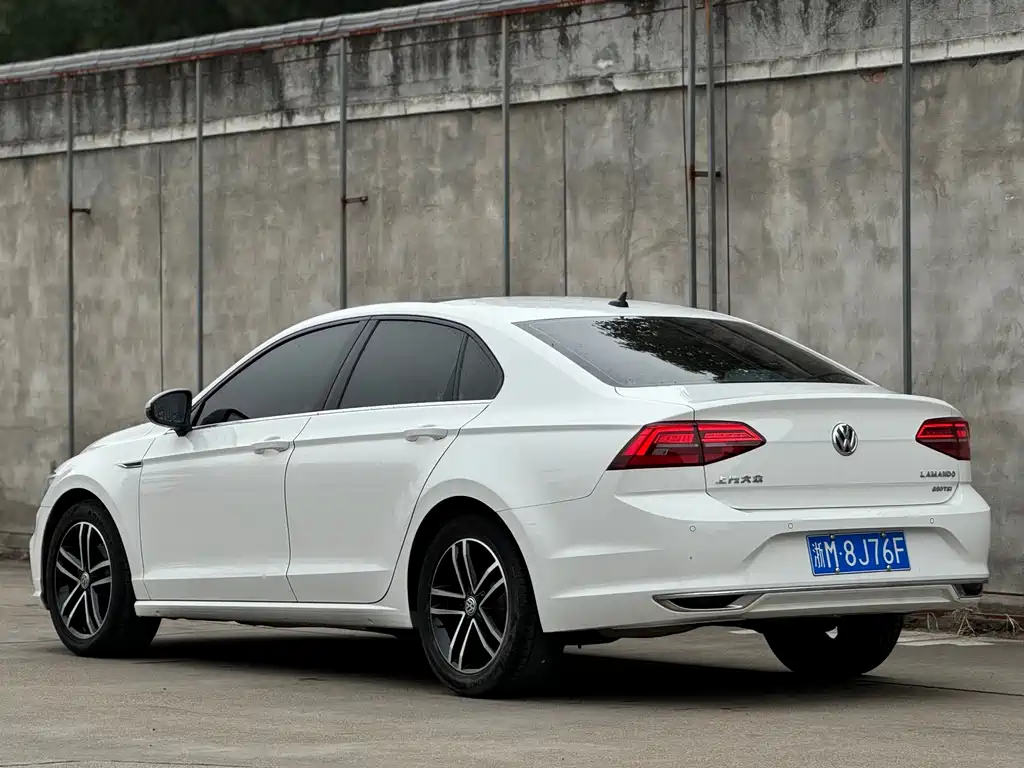 Volkswagen Lamando — миниатюра 3