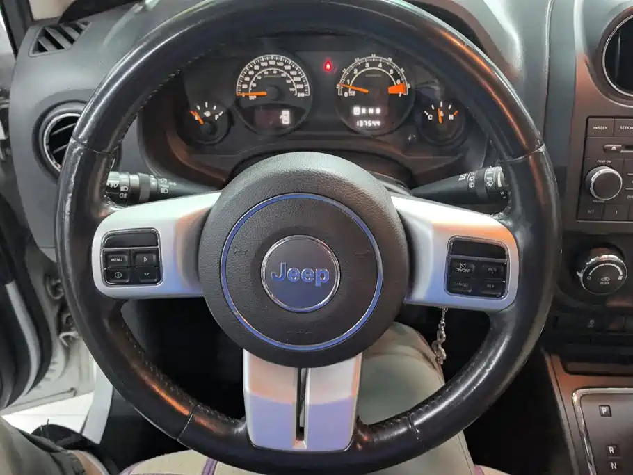 Jeep Compass (Import) — миниатюра 15