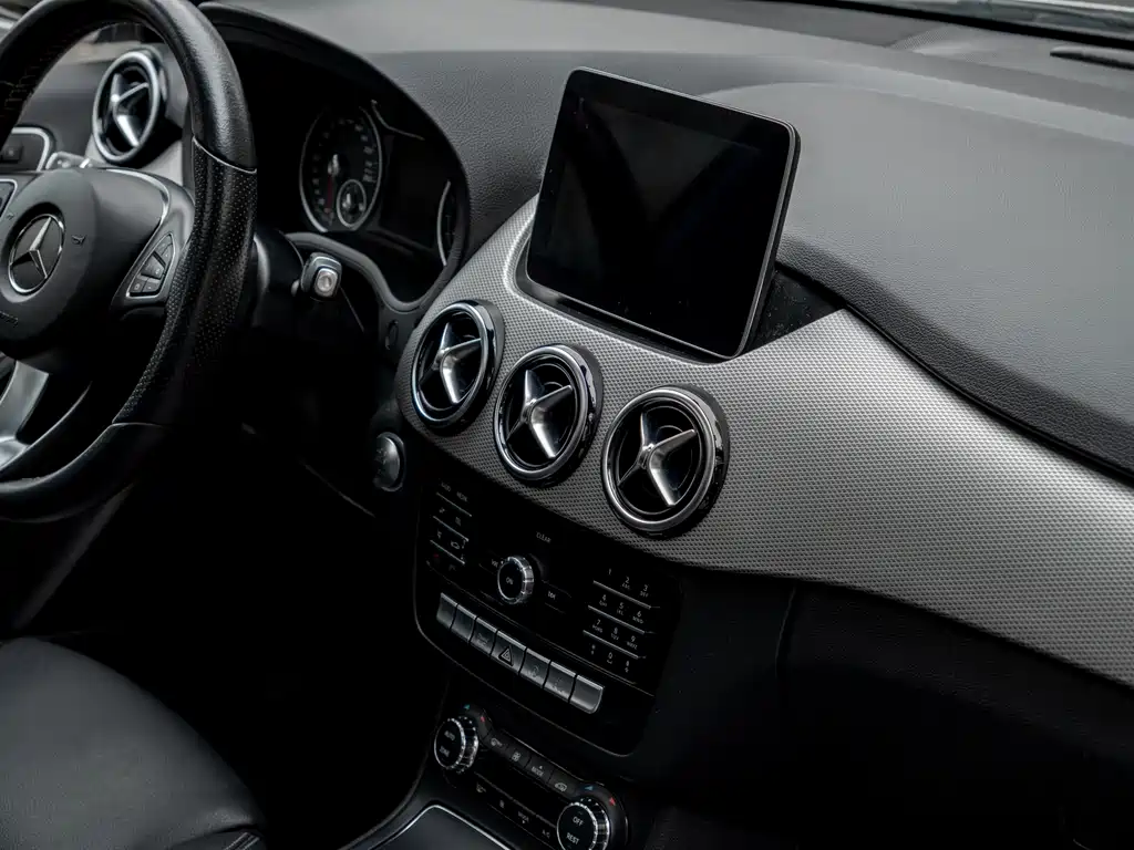 Mercedes-Benz B-Class — миниатюра 15