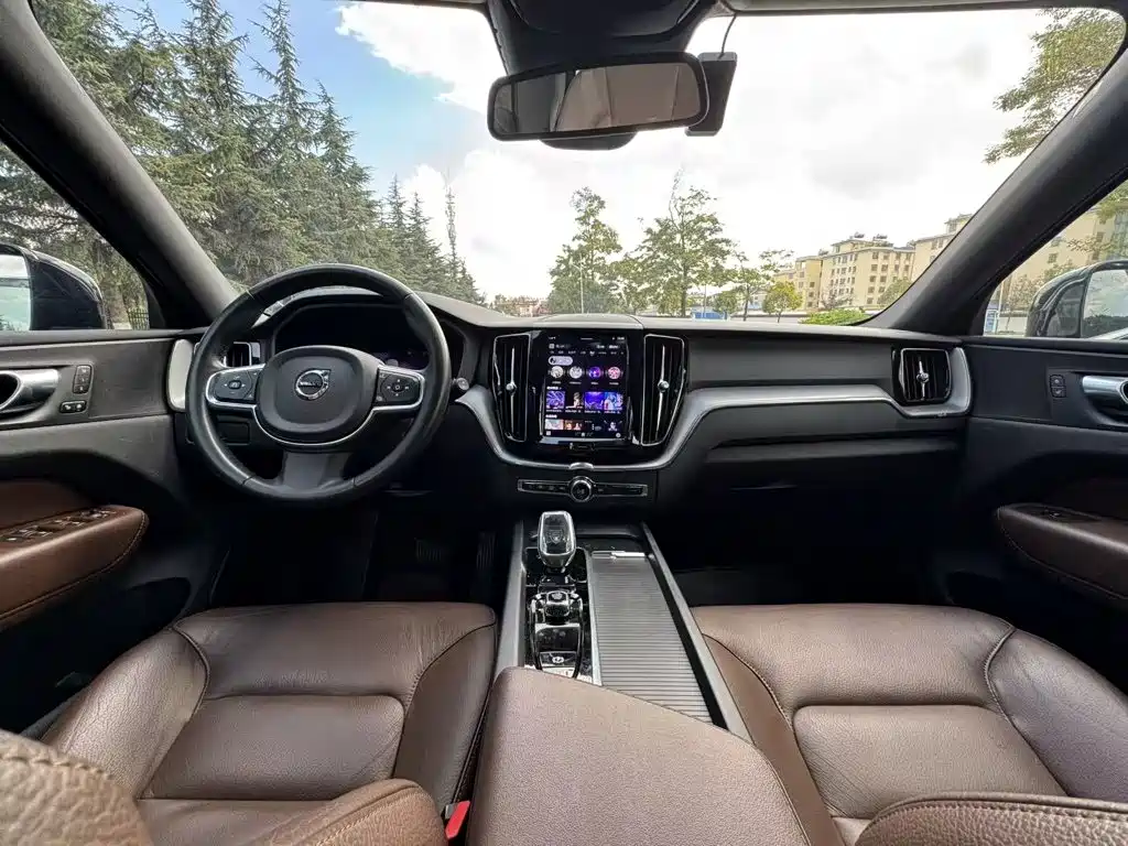 Volvo XC60 — миниатюра 13
