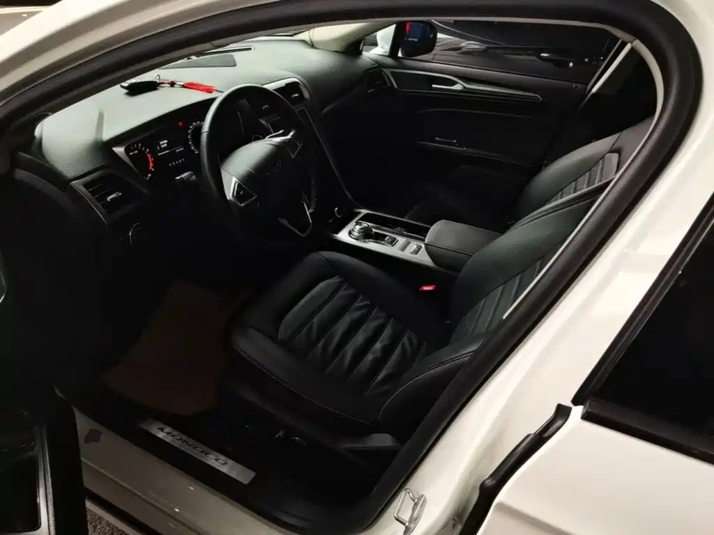 Ford Mondeo — миниатюра 15