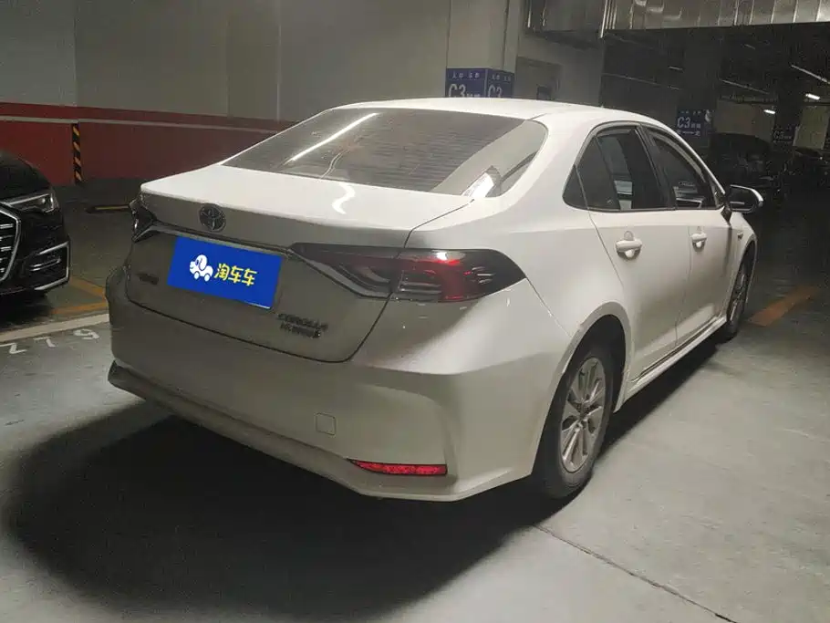 Toyota Corolla — миниатюра 3