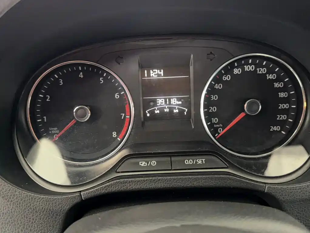 Volkswagen Polo — миниатюра 11