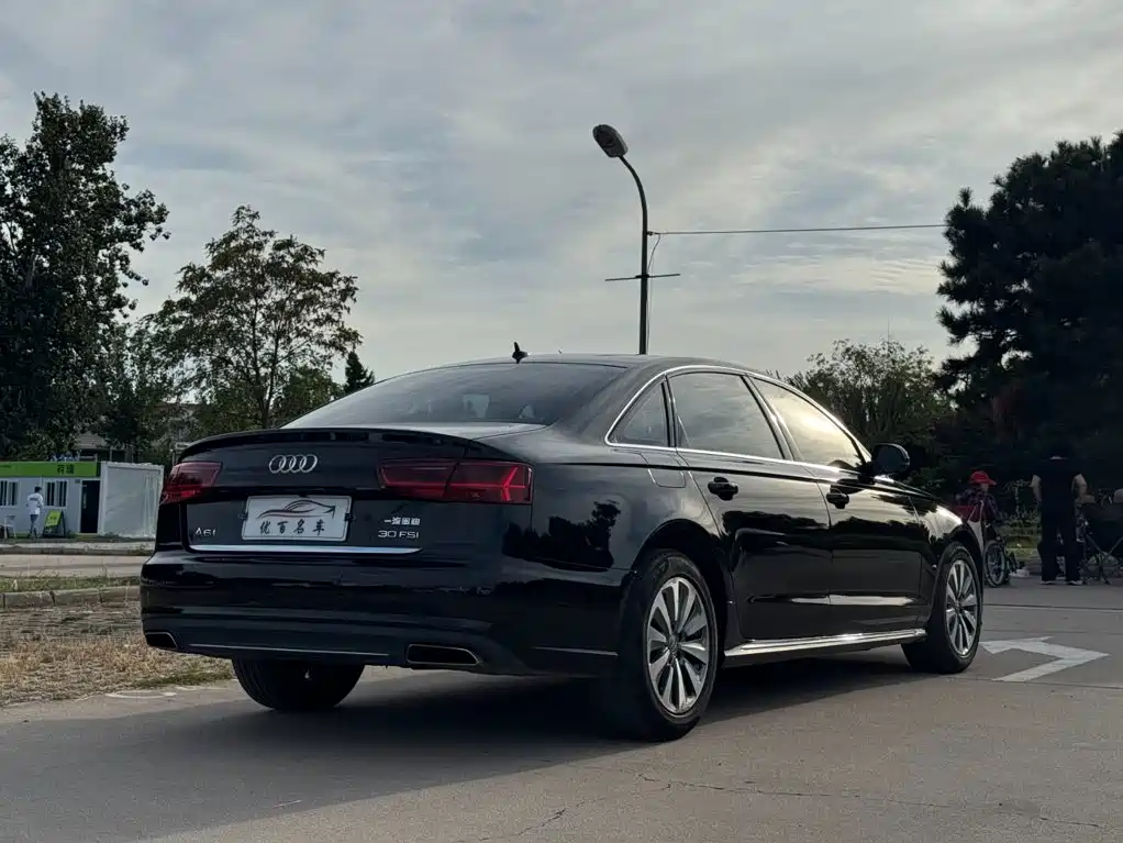 Audi A6L — миниатюра 6