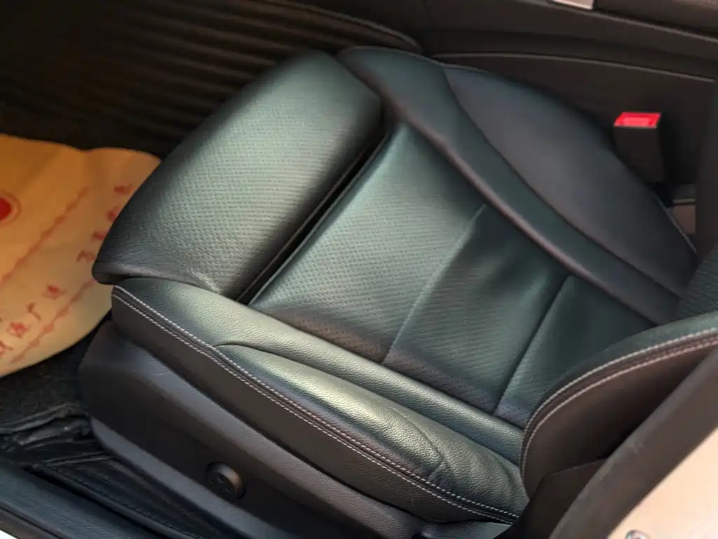 Mercedes-Benz C-Class — миниатюра 13