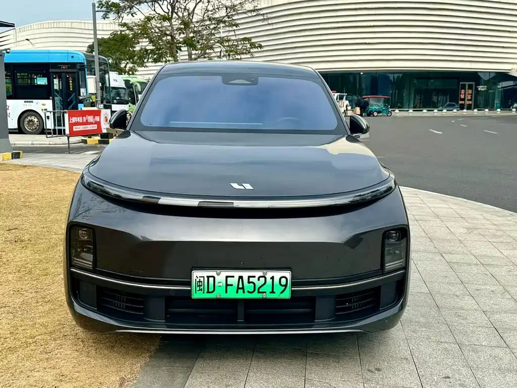 Li Auto IDEAL L8