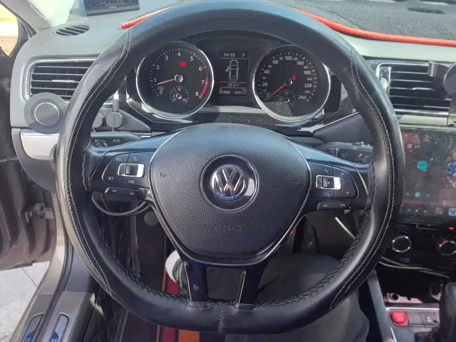 Volkswagen Sagitar — миниатюра 15