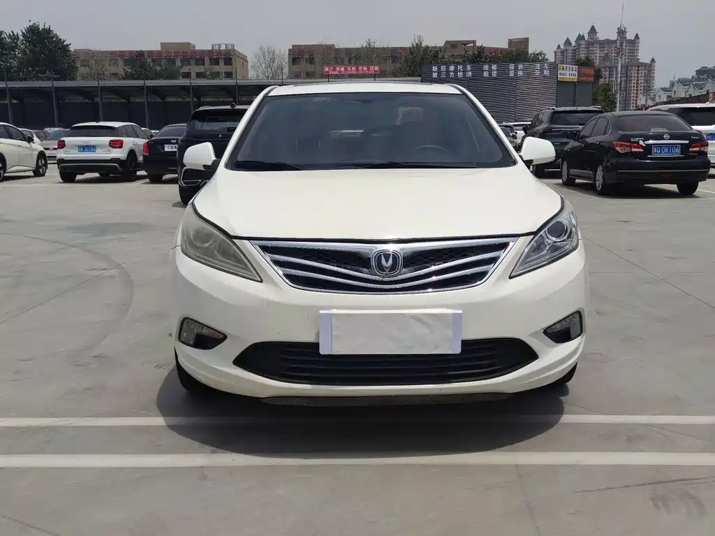 Changan Eado 2014 1.6L MT Luxury