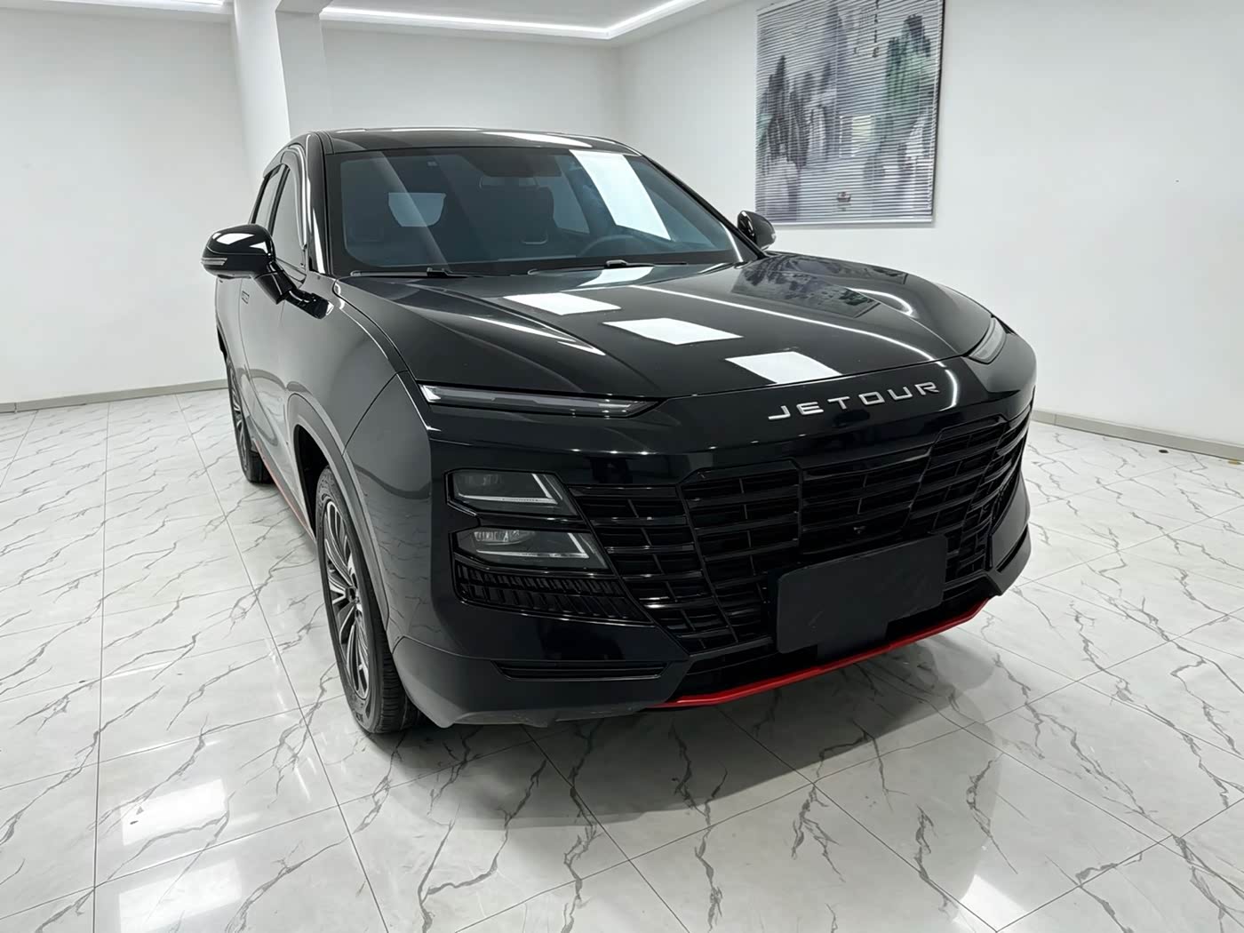 Jetour Jetour Dasheng 1.5 л 2023 г. Чёрный, пробег 24000 км