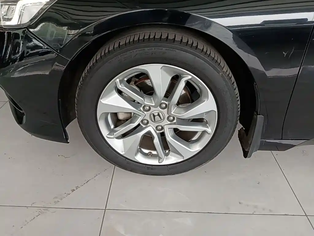 Honda Accord — миниатюра 23