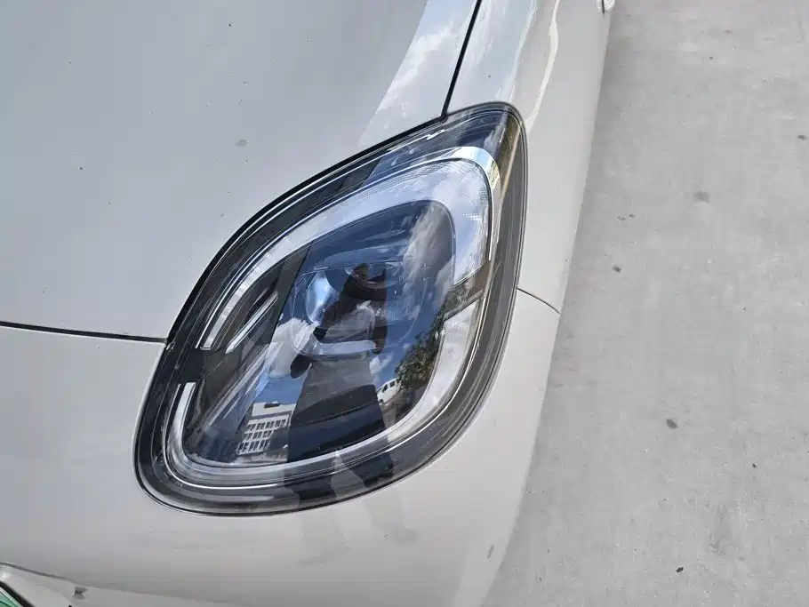 Wuling MINIEV — миниатюра 5