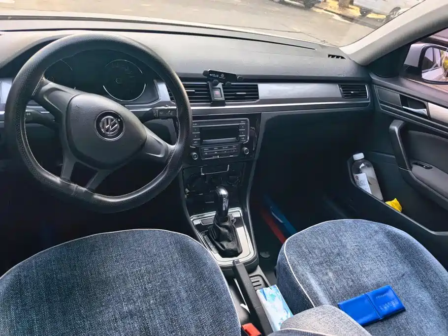 Volkswagen Bora — миниатюра 12