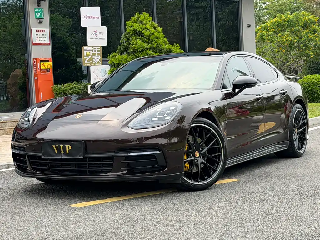 Porsche Panamera 2018