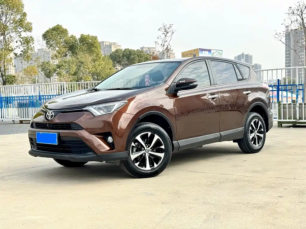 TOYOTA RAV4 RONGFANG