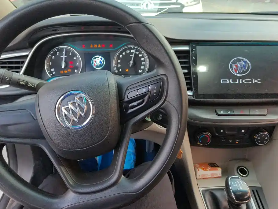 Buick Excelle — миниатюра 12