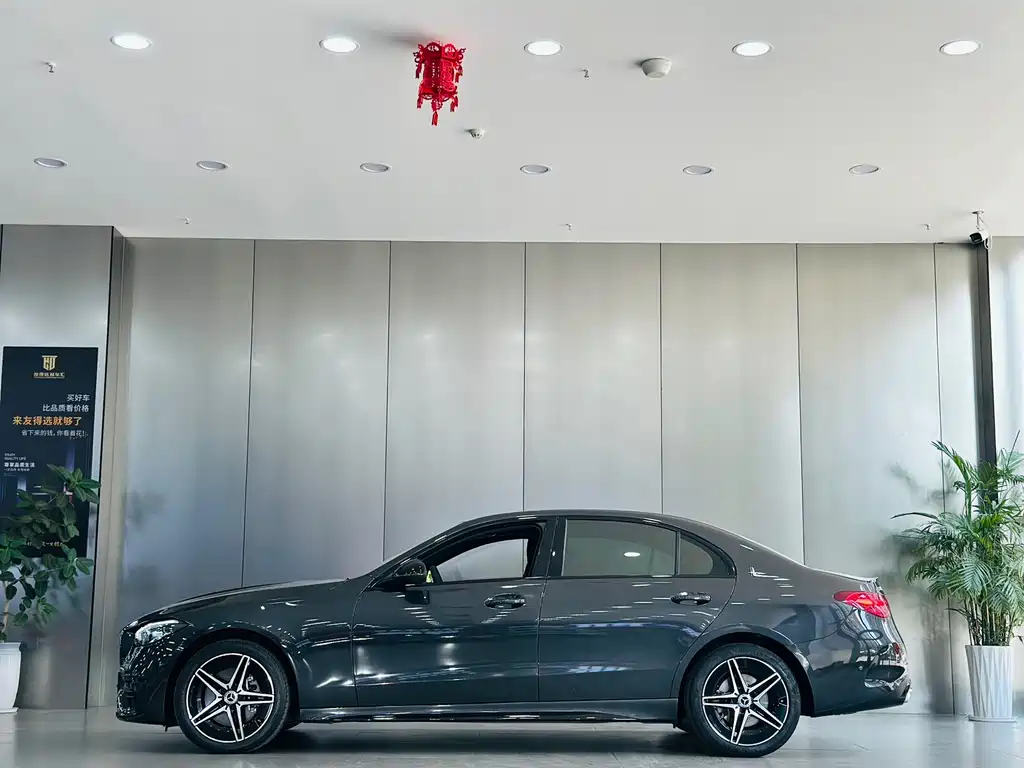 Mercedes-Benz C-Class — миниатюра 9