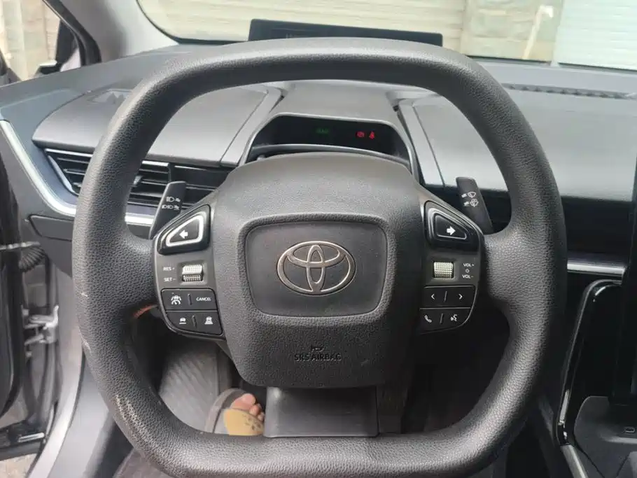 Toyota bZ3 — миниатюра 15
