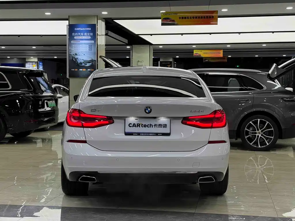BMW 6 Series GT — миниатюра 6