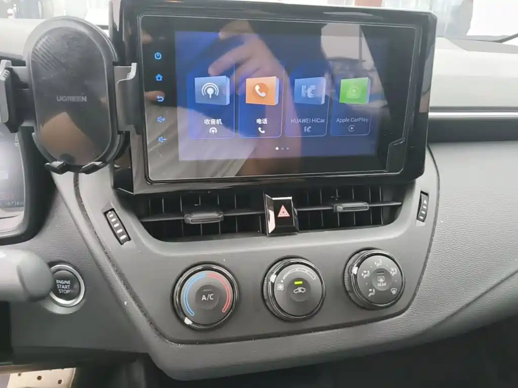 Toyota Corolla — миниатюра 13