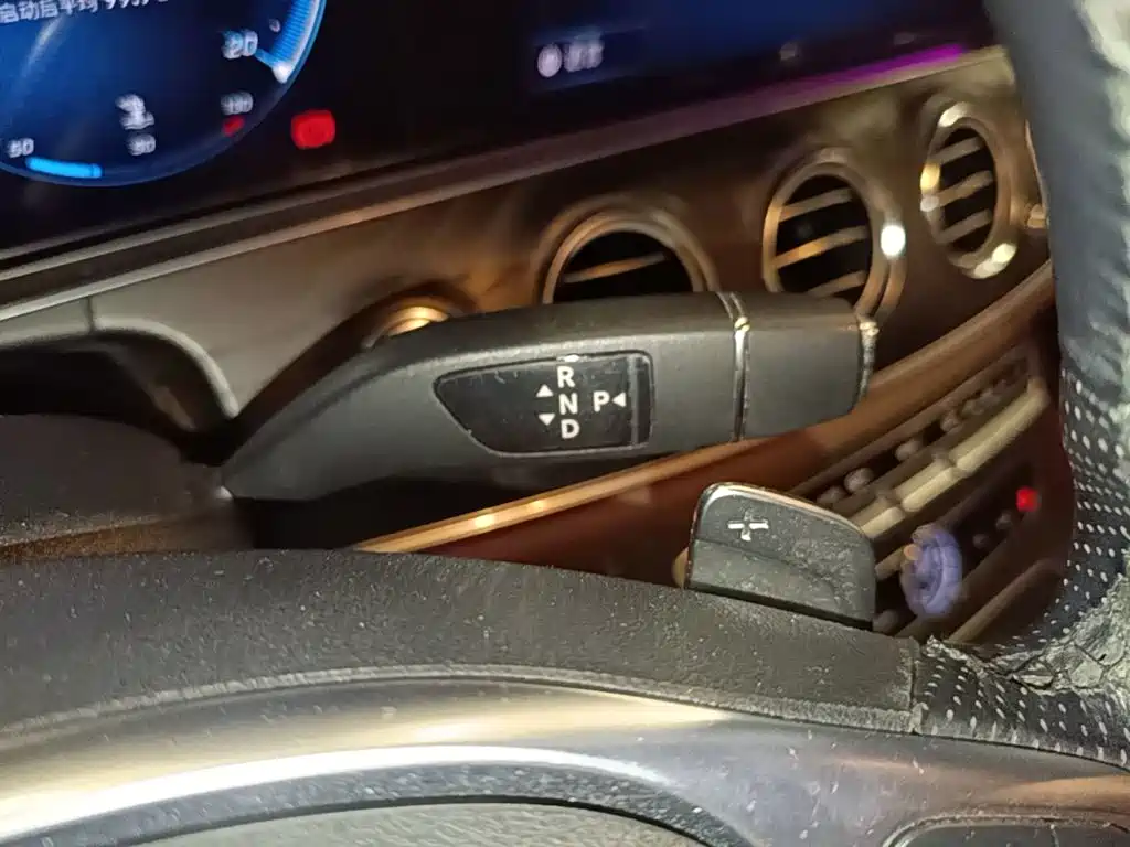 Mercedes-Benz E-Class — миниатюра 14