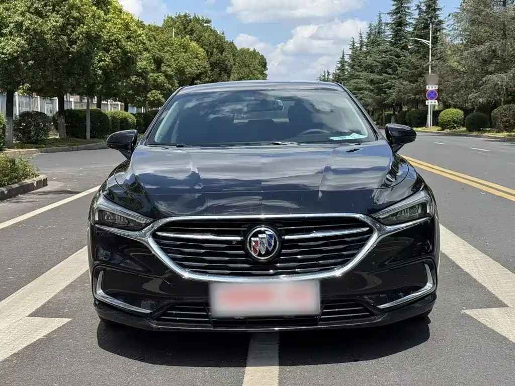 Buick LaCrosse — миниатюра 3