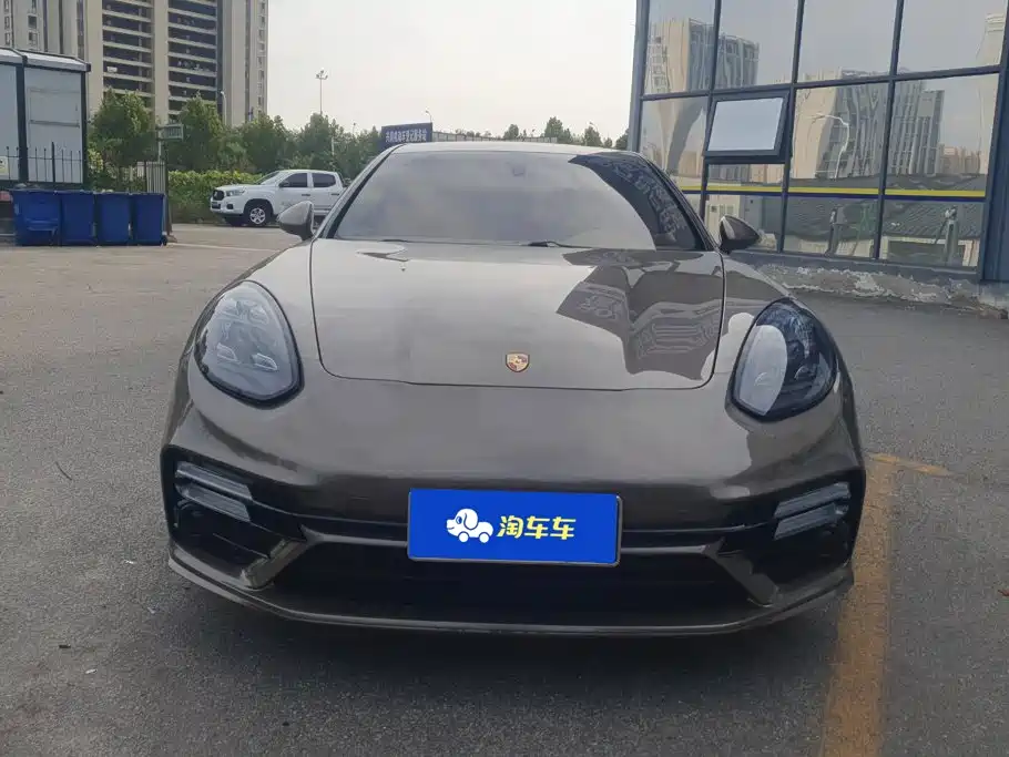 Porsche Panamera — миниатюра 2