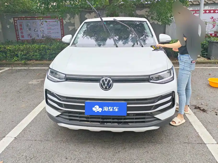 Volkswagen Tharu — миниатюра 2