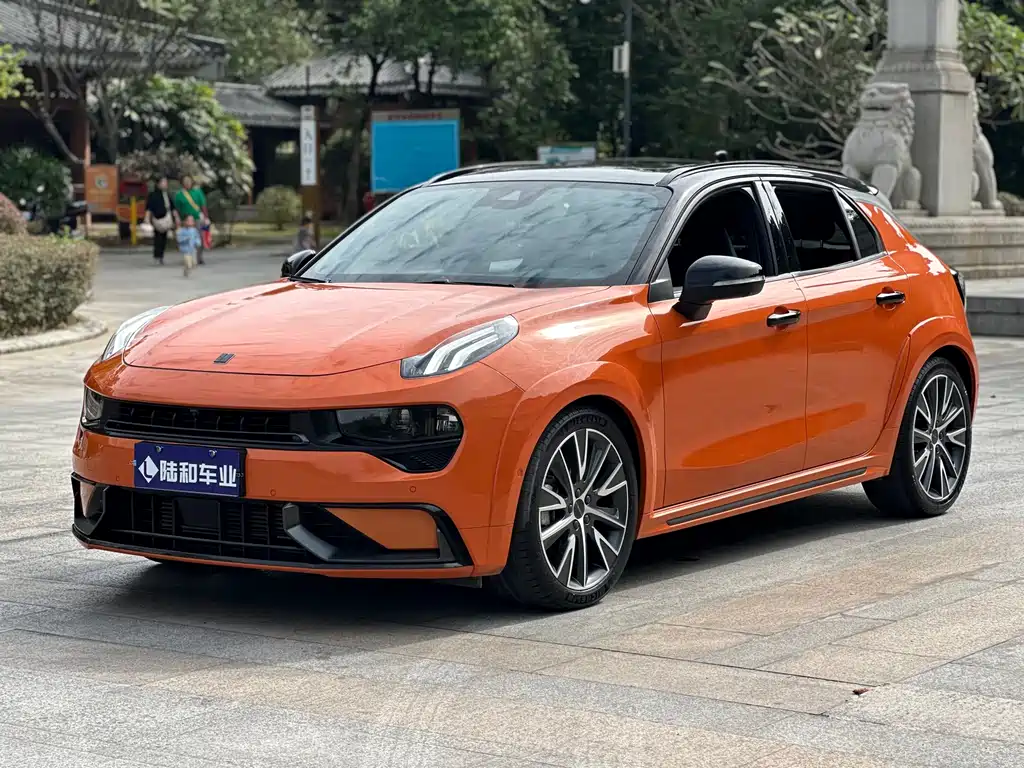 LYNK & CO. 02 HATCHBACK