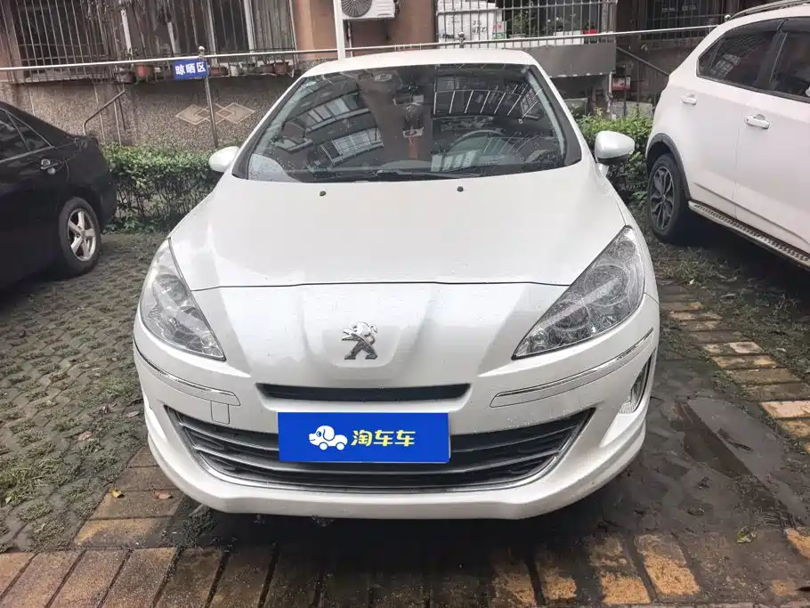 Peugeot 408 — миниатюра 2