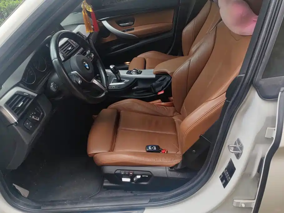 BMW 3 Series GT — миниатюра 9