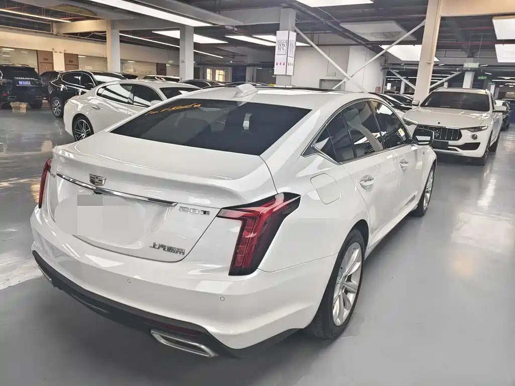 Cadillac CT5 — миниатюра 23