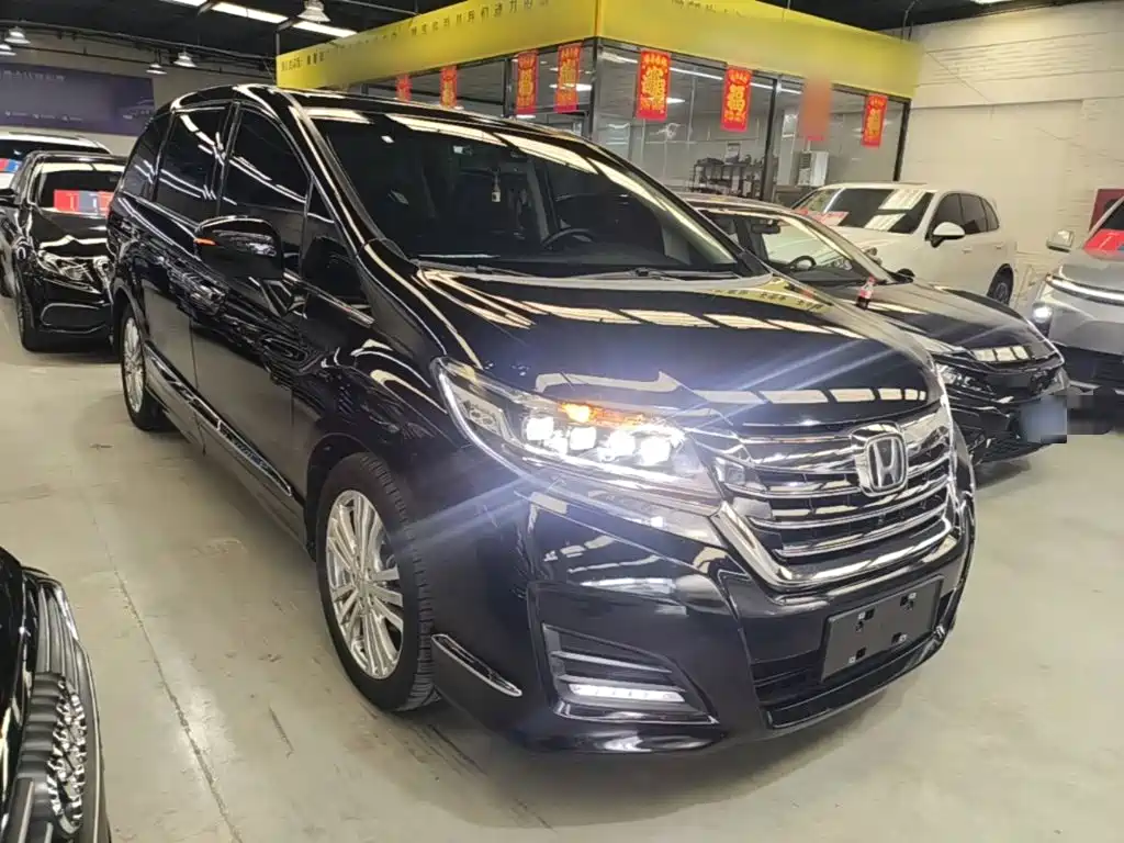 Honda Elysion — миниатюра 4