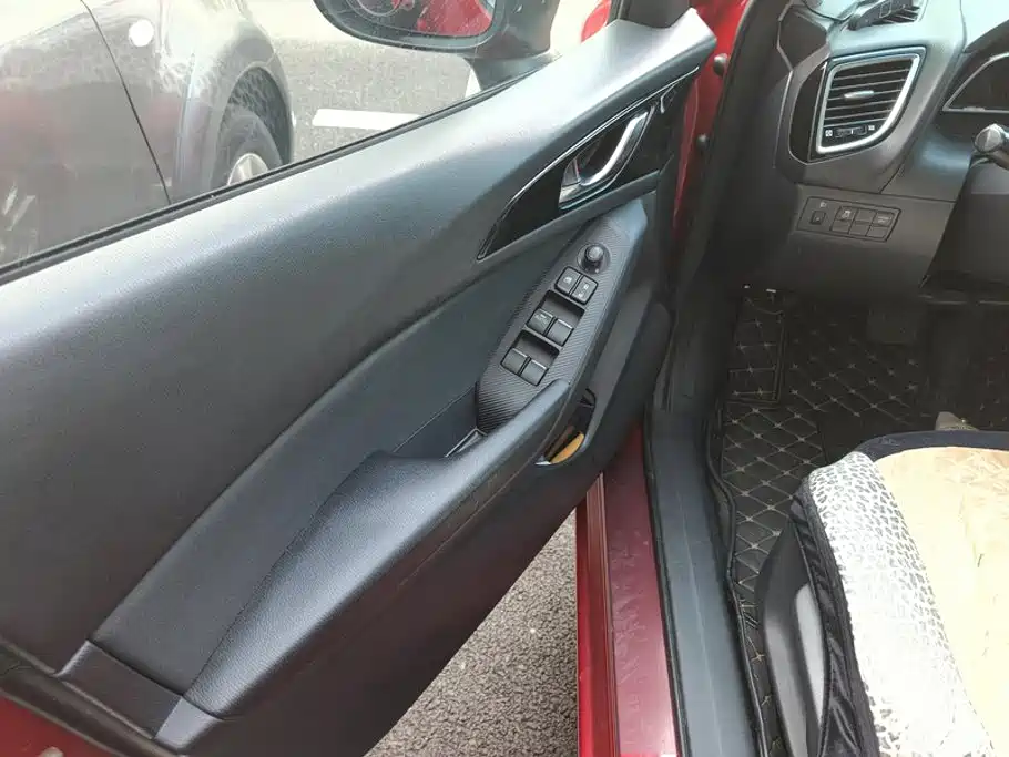 Mazda 3 Axela — миниатюра 7