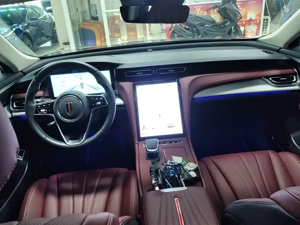 Hongqi Hongqi H5 — миниатюра 10