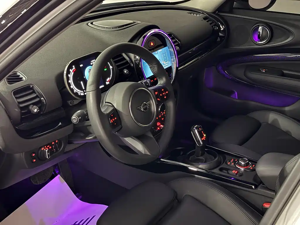 MINI Mini Clubman — миниатюра 7
