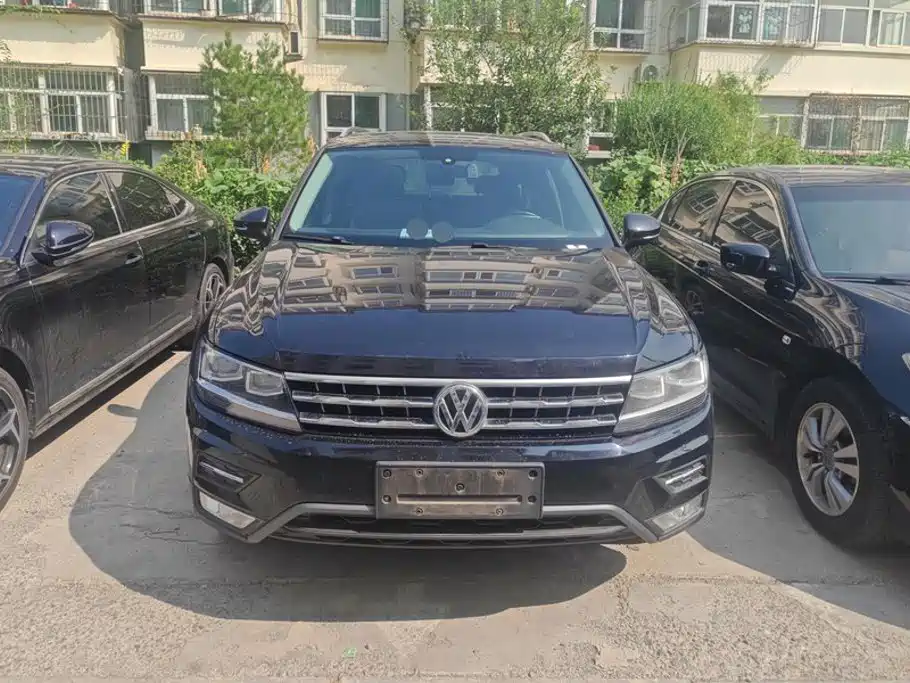 Volkswagen Tiguan L — миниатюра 2