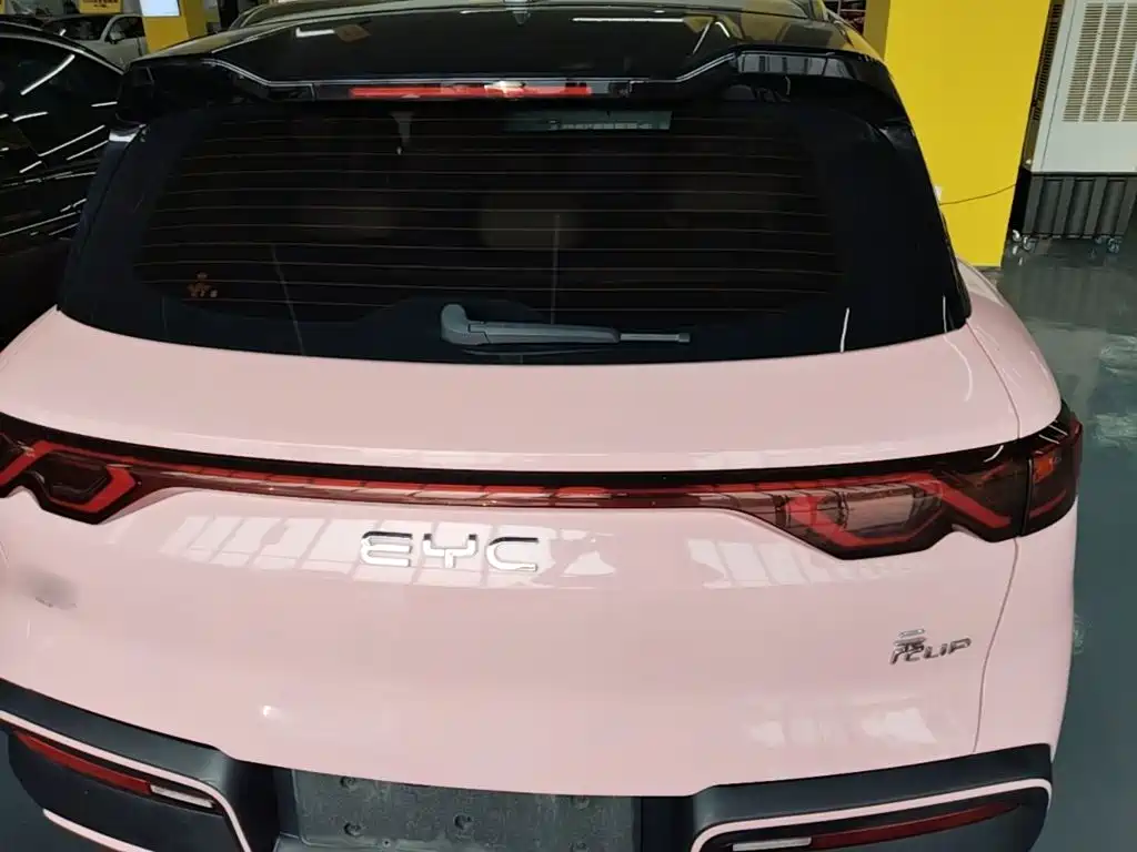 BYD Yuan UP — миниатюра 6