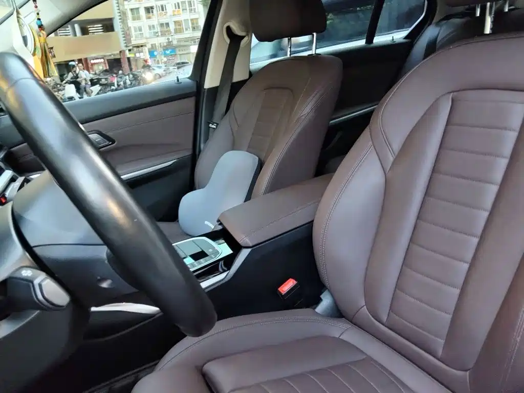BMW 3 Series — миниатюра 8