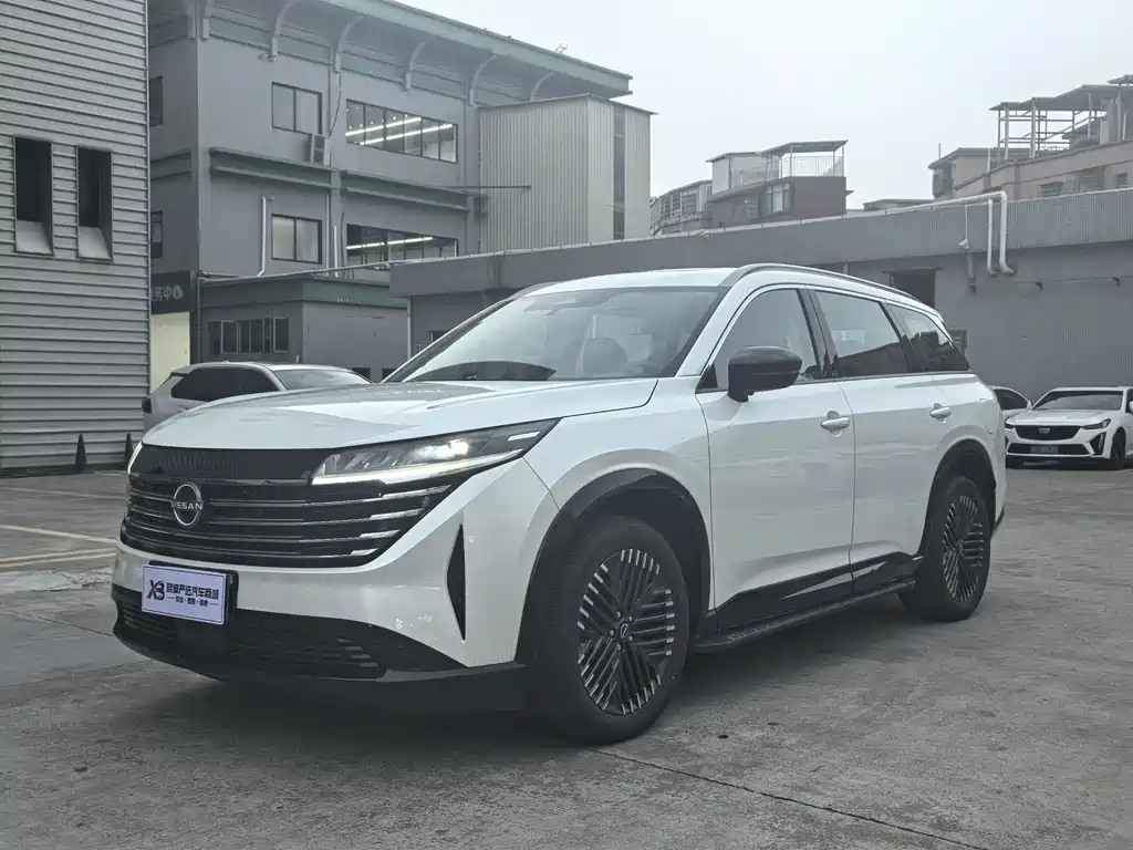Nissan Teramont 2024
