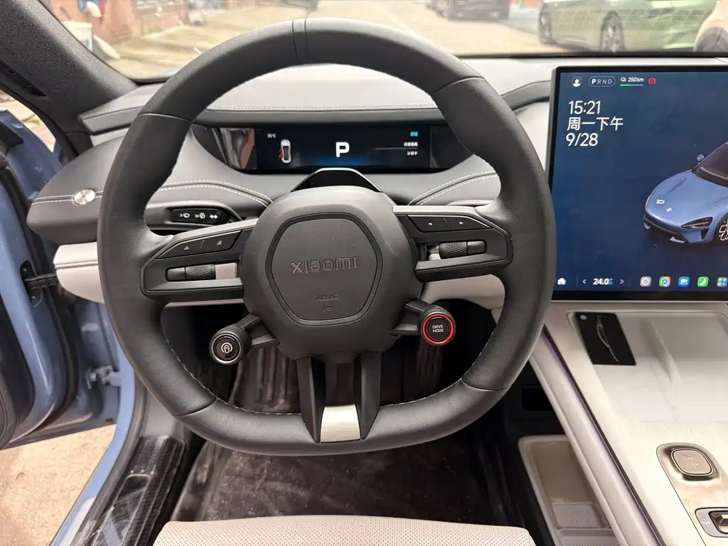 Xiaomi SU7 — миниатюра 6